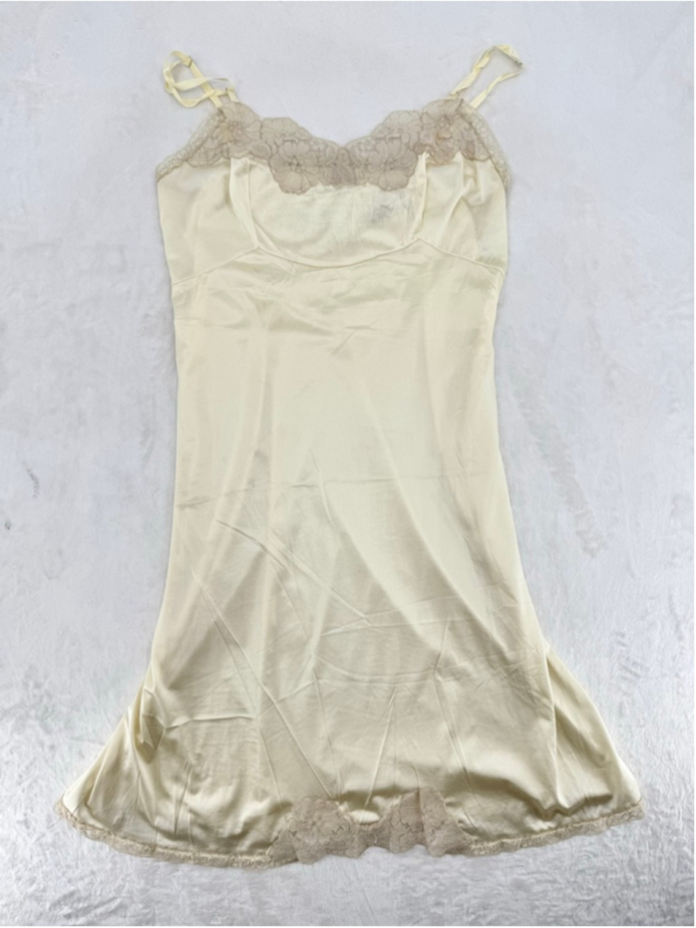 Vintage Vanity Fair Satin Slip Lace Trim Nylon Antron III Made in the USA Sz 36